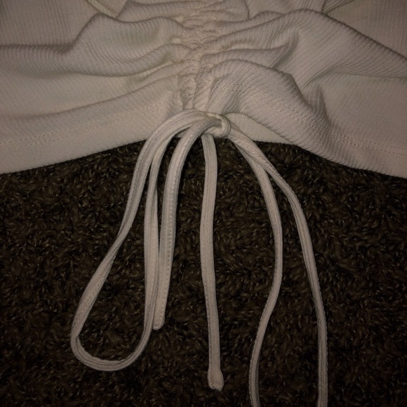 White tie- crop top - Picture 4 of 4